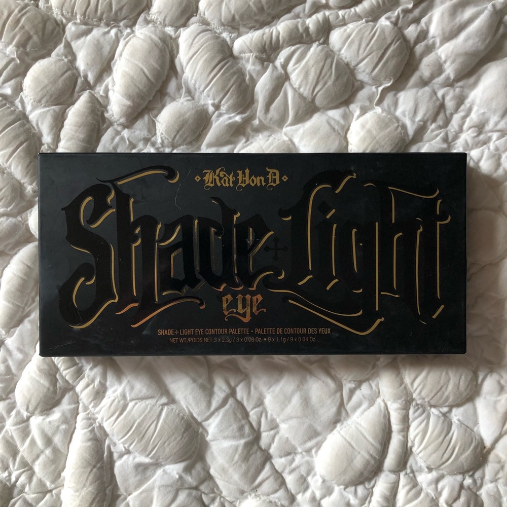 Kat von d shade and light eye